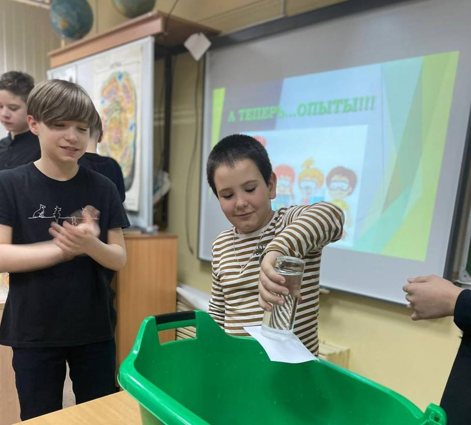 Шестиклассники завершили свой групповой проект "Вода"