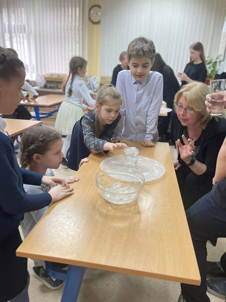 Шестиклассники завершили свой групповой проект "Вода"